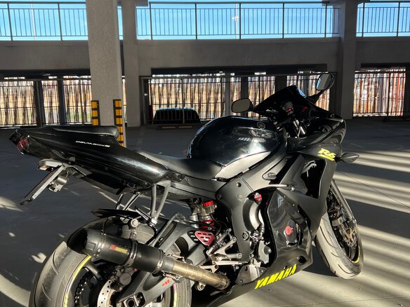 2003 Yamaha YZF-R6, чёрный, 470000 рублей - вид 9