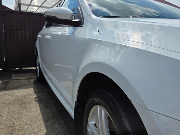 2019 Skoda Octavia III (A7) Рестайлинг, белый, 1750000 рублей - вид 9