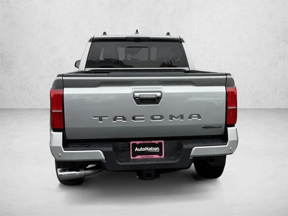 2025 Toyota Tacoma IV, чёрный, 8228963 рублей - вид 4