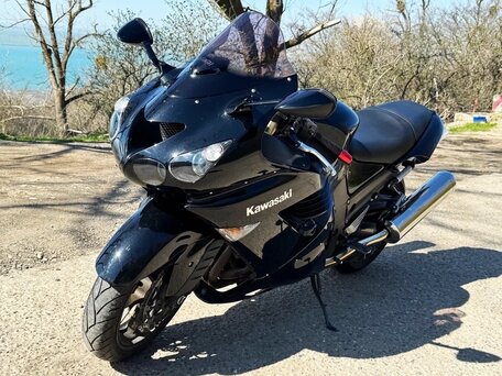 2008 Kawasaki ZZR 1400, чёрный, 750000 рублей, вид 1