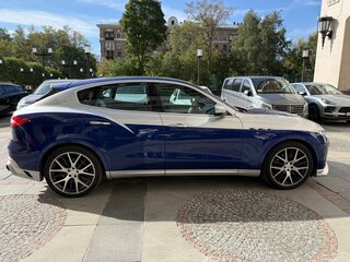 2018 Maserati Levante Diesel I, синий, 5950000 рублей, вид 5