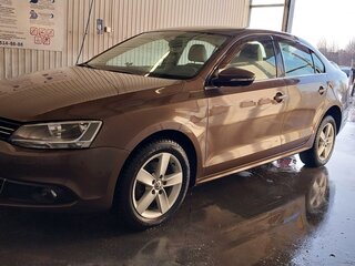 2012 Volkswagen Jetta VI, коричневый, 999000 рублей, вид 2