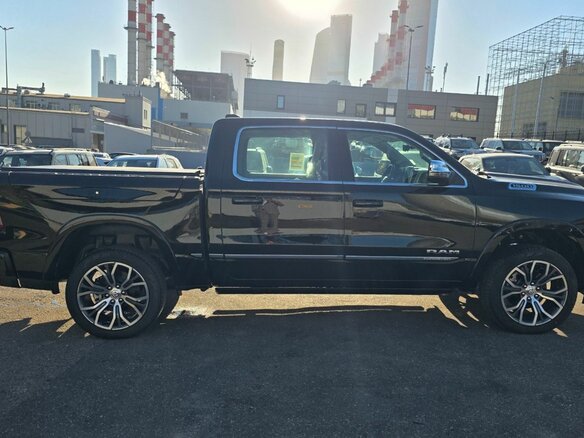 2026 Ram 1500 Crew Cab V Рестайлинг, чёрный, 10600000 рублей - вид 3