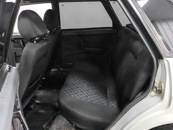 2004 Lada (ВАЗ) 21099, бежевый, 210000 рублей - вид 8