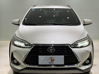 2022 Toyota Yaris L X XP150 Рестайлинг, белый, 1130000 рублей, вид 2