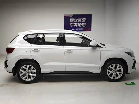 2026 Jetta VS5 I Рестайлинг 2, белый - вид 3