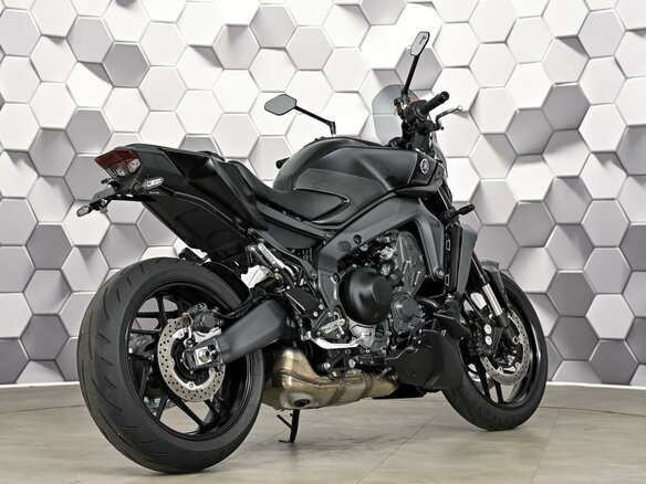 2025 Yamaha MT-09 (FZ-09), чёрный, 1277000 рублей - вид 6