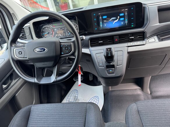 2026 Ford Transit Custom, белый, 5350000 рублей - вид 3