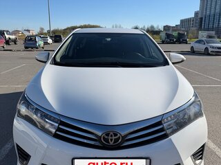 2013 Toyota Corolla XI (E160, E170, E180), белый, 1350000 рублей, вид 2