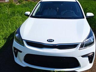 2018 Kia Rio IV, белый, 1650000 рублей, вид 1