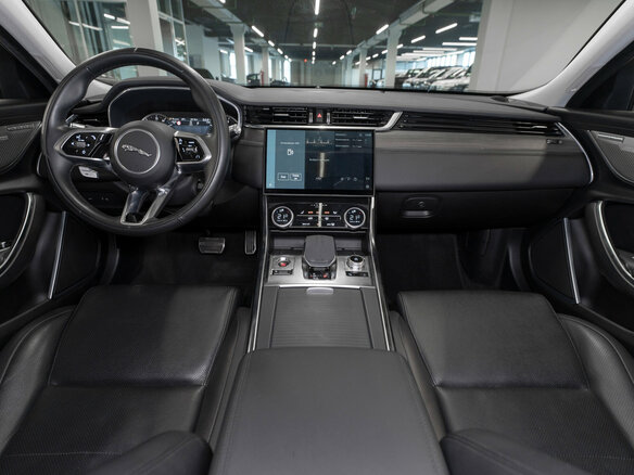 2021 Jaguar XF, белый - вид 7