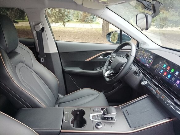 2024 Omoda C5 I, синий, 1850000 рублей - вид 9