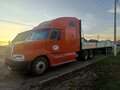 2002 Freightliner Century Class, оранжевый, 1750000 рублей - вид 3