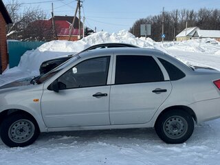 2015 Lada (ВАЗ) Granta I, серебристый, 420000 рублей, вид 2