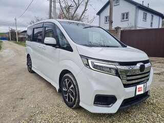2019 Honda Stepwgn Spada V Рестайлинг, белый, 2500000 рублей, вид 3