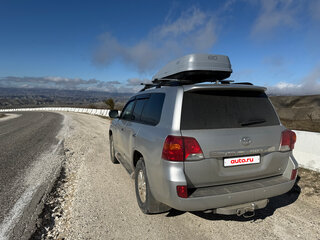 2014 Toyota Land Cruiser 200 Series Рестайлинг 1, серебристый, 4100000 рублей, вид 1