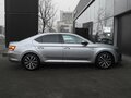 2023 Skoda Superb III Рестайлинг, серебристый, 2390000 рублей - вид 3