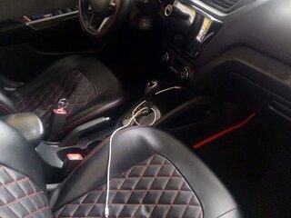 2013 Kia Rio 4-speed III, серебристый, 900000 рублей, вид 4