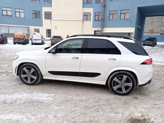 2020 Mercedes-Benz GLE 400 d II (V167), белый, 8700000 рублей, вид 4