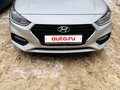 2017 Hyundai Solaris II, серебристый, 965000 рублей - вид 2