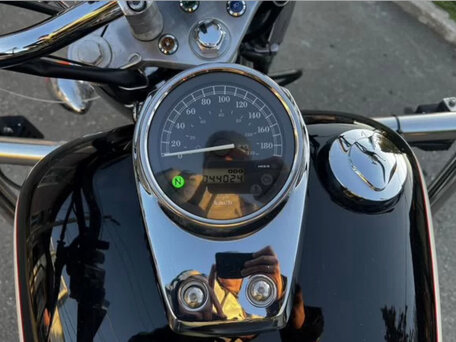 2008 Honda Shadow 750, серебристый, 570000 рублей, вид 5