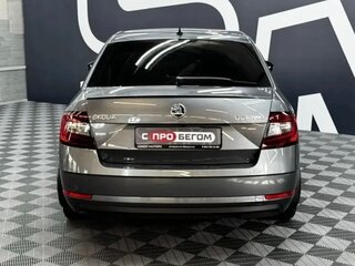 2018 Skoda Octavia III (A7) Рестайлинг, серый, 1900000 рублей, вид 5