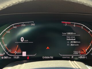 2020 BMW X5 40i IV (G05/G18), чёрный, 5000000 рублей, вид 4
