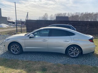2020 Hyundai Sonata VIII (DN8), серый, 2600000 рублей, вид 3