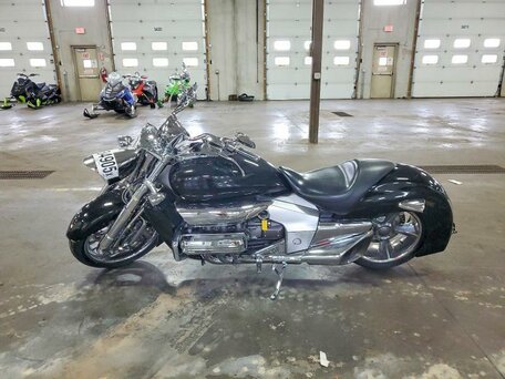 2004 Honda Valkyrie Rune, чёрный, 1688566 рублей, вид 3