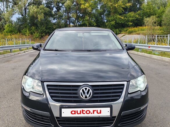 2009 Volkswagen Passat B6, чёрный - вид 2
