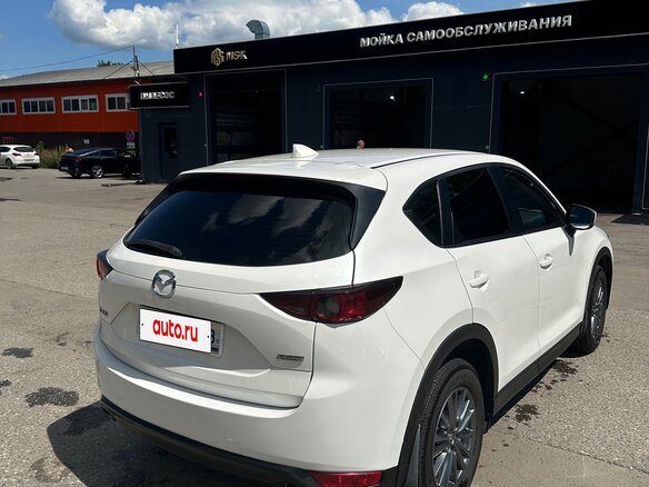 2017 Mazda CX-5 II, белый, 2400000 рублей - вид 4