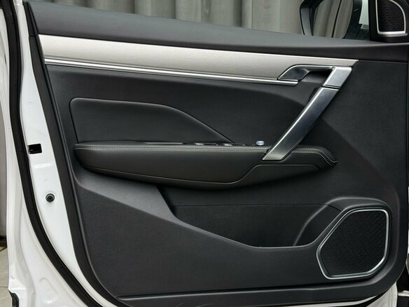 2023 Geely Coolray I, белый, 1999000 рублей - вид 22