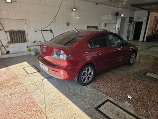 2008 Mazda 3 I (BK) Рестайлинг, красный, 1000000 рублей, вид 3