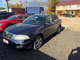 2005 Skoda Octavia II (A5), синий, 530000 рублей, вид 4