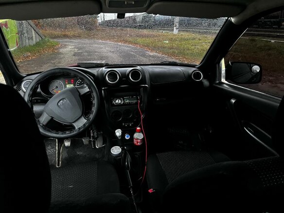 2012 Lada (ВАЗ) Granta I, красный, 250000 рублей - вид 8