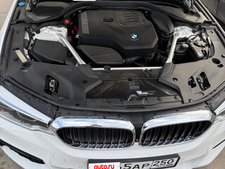 2020 BMW 5 серии 530i VII (G30/G31/G38), белый, 4650000 рублей, вид 3