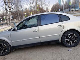1998 Volkswagen Passat B5, серый, 330000 рублей, вид 4