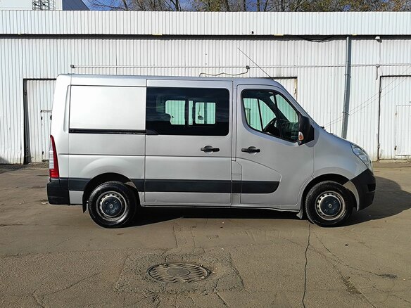 2017 Renault Master, серебристый, 2499000 рублей - вид 3