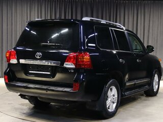2014 Toyota Land Cruiser 200 Series Рестайлинг 1, чёрный, 3449000 рублей, вид 2