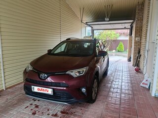 2017 Toyota RAV4 IV (XA40) Рестайлинг, красный, 2750000 рублей, вид 4