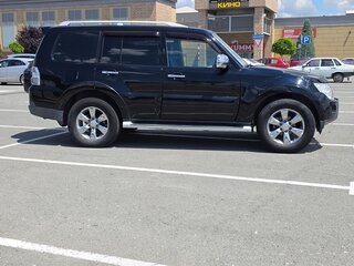 2008 Mitsubishi Pajero IV, чёрный, 1700000 рублей, вид 4