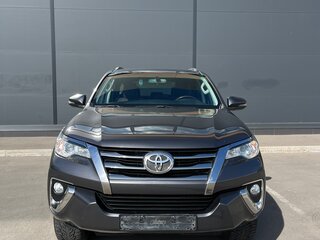 2018 Toyota Fortuner II, серый, 3650000 рублей, вид 1