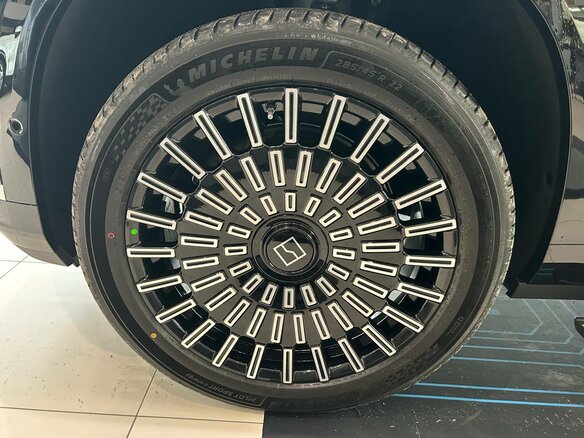 2025 Zeekr 9X 55 kWh (до 3.5 т), чёрный - вид 4