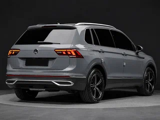 2023 Volkswagen Tiguan II Рестайлинг, серый, 3840000 рублей, вид 2