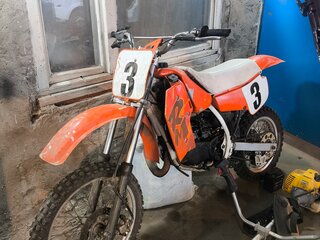 Suzuki RM 85