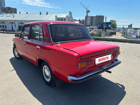 1979 Lada (ВАЗ) 21011, красный, 420000 рублей - вид 6