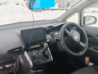 2013 Toyota Wish II Рестайлинг, белый, 1650000 рублей, вид 5
