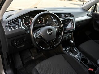 2020 Volkswagen Tiguan II, золотистый, 2650000 рублей, вид 5