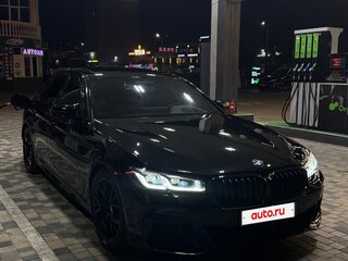 2021 BMW 5 серии 520i VII (G30/G31/G38) Рестайлинг, чёрный, 4540000 рублей, вид 2