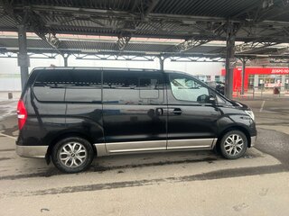 2019 Hyundai H-1 II Рестайлинг 2, чёрный, 2550000 рублей, вид 2